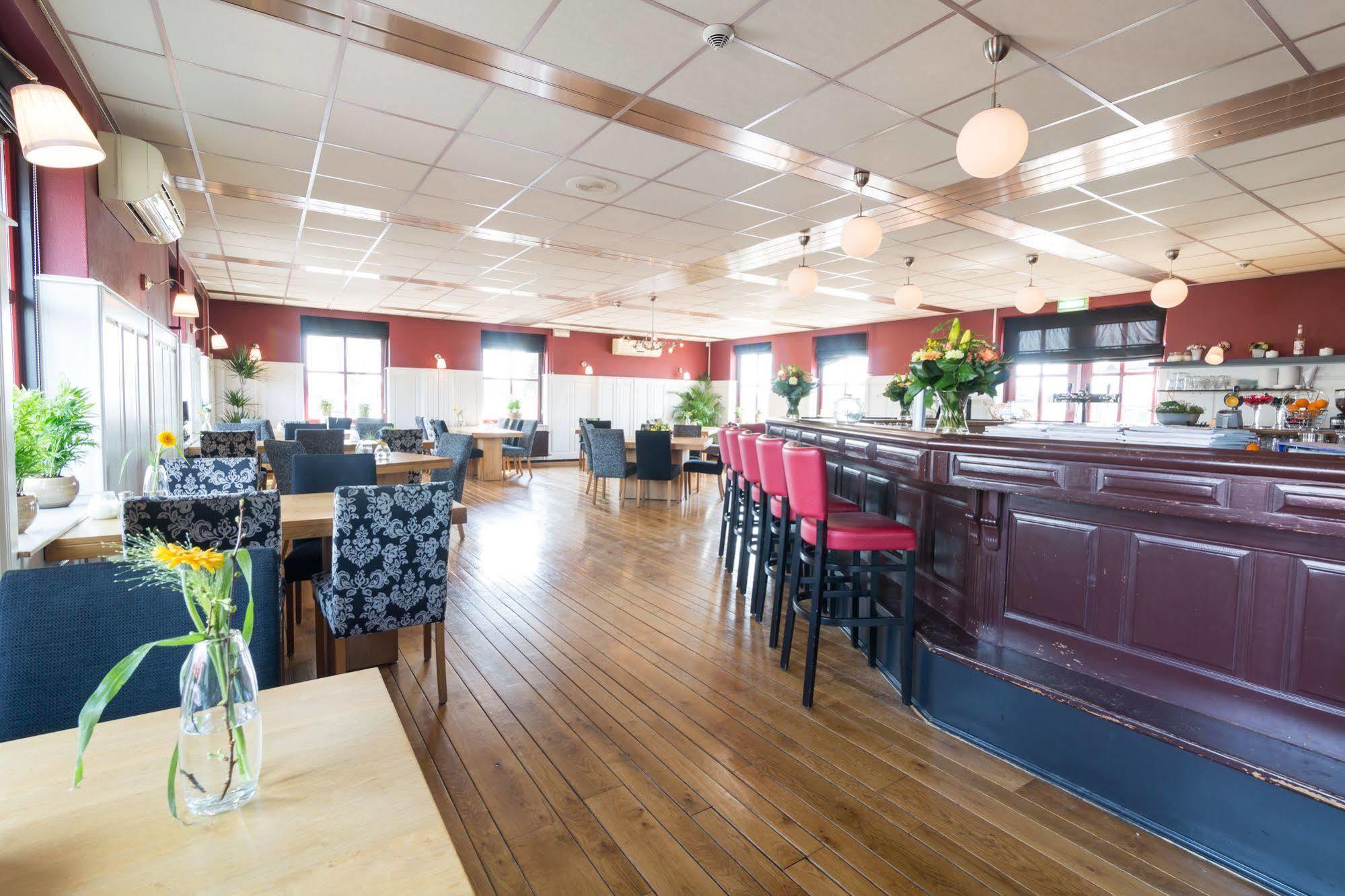 Hotel Restaurant De Buizerd Langedijk المظهر الخارجي الصورة